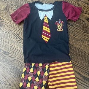 Kids unisex Harry Potter pajama set - size 5/6